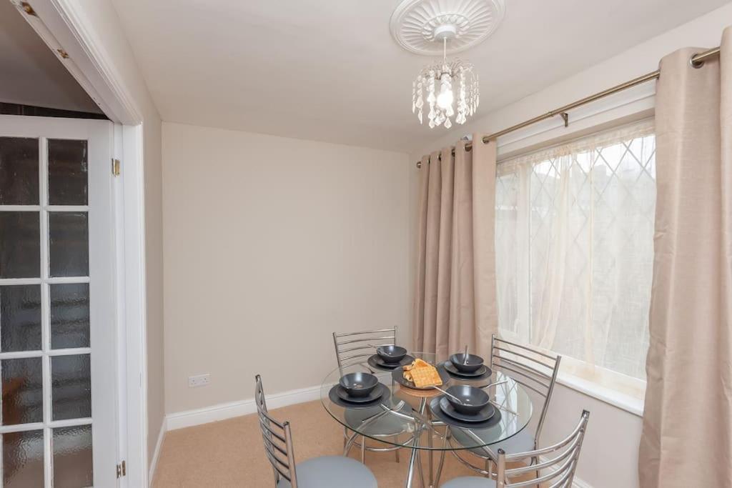 Leed City Centre - Armley Wortley Leeds  Luaran gambar
