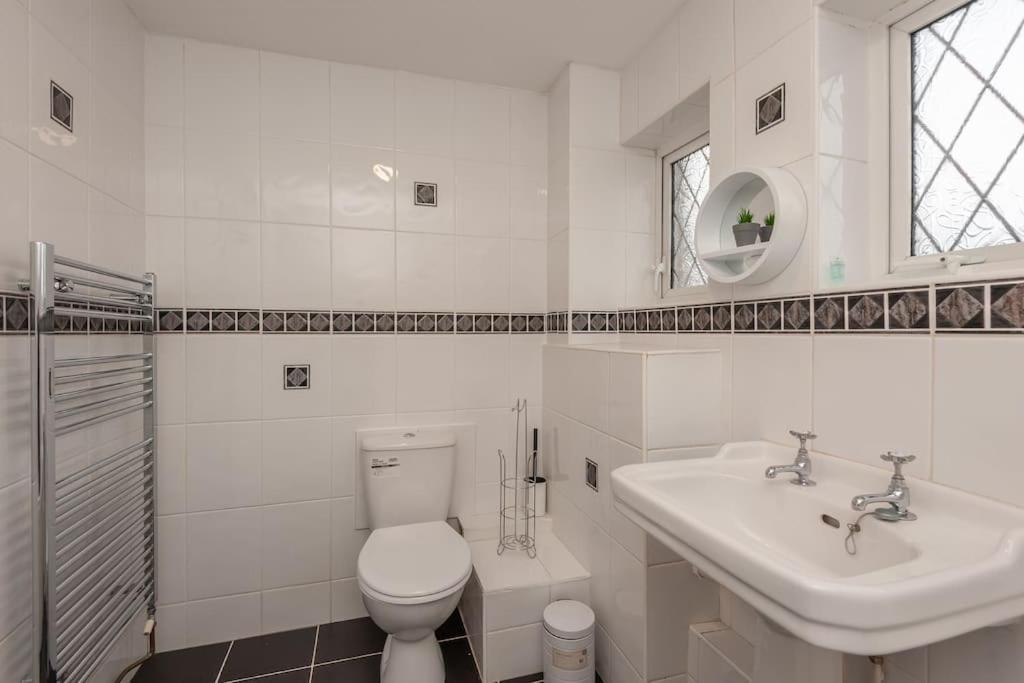 Leed City Centre - Armley Wortley Leeds  Luaran gambar